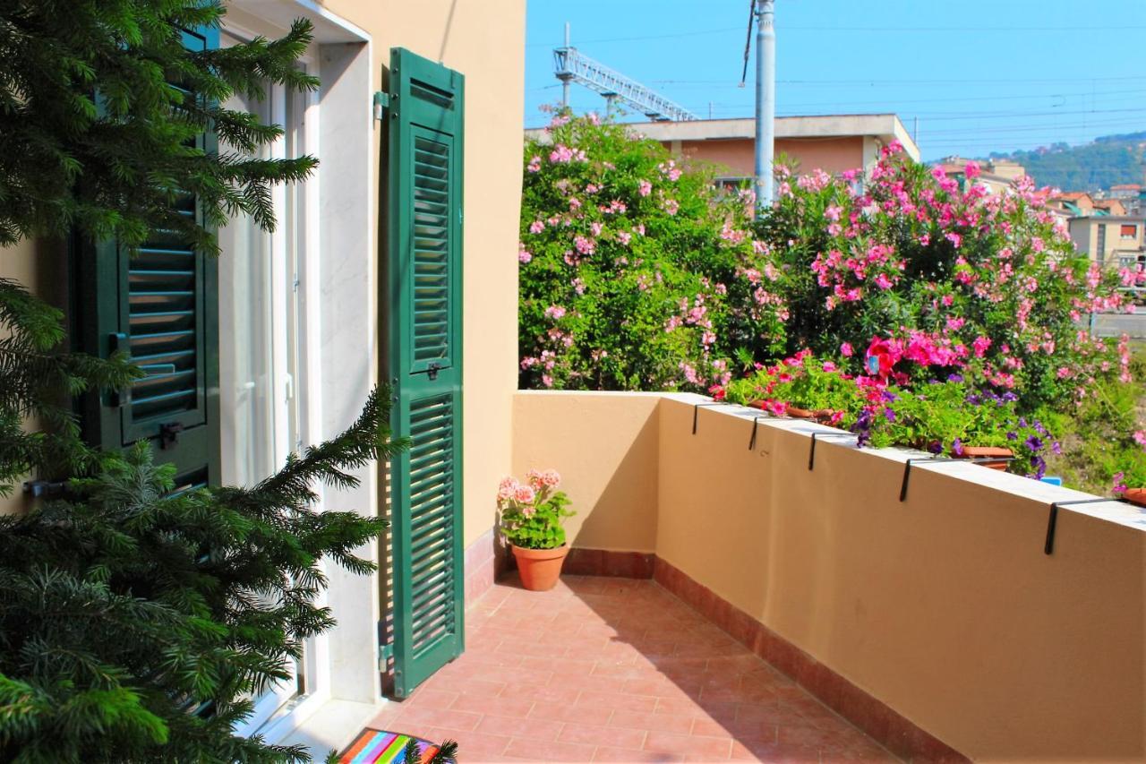 Вилла Terrazza Cinque Terre Специя Экстерьер фото